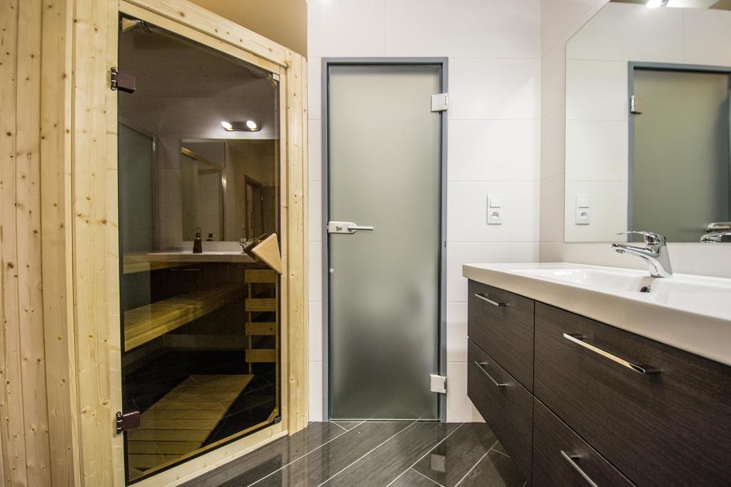 Brooklyn Sauna Apt By Ruterra Praga Esterno foto