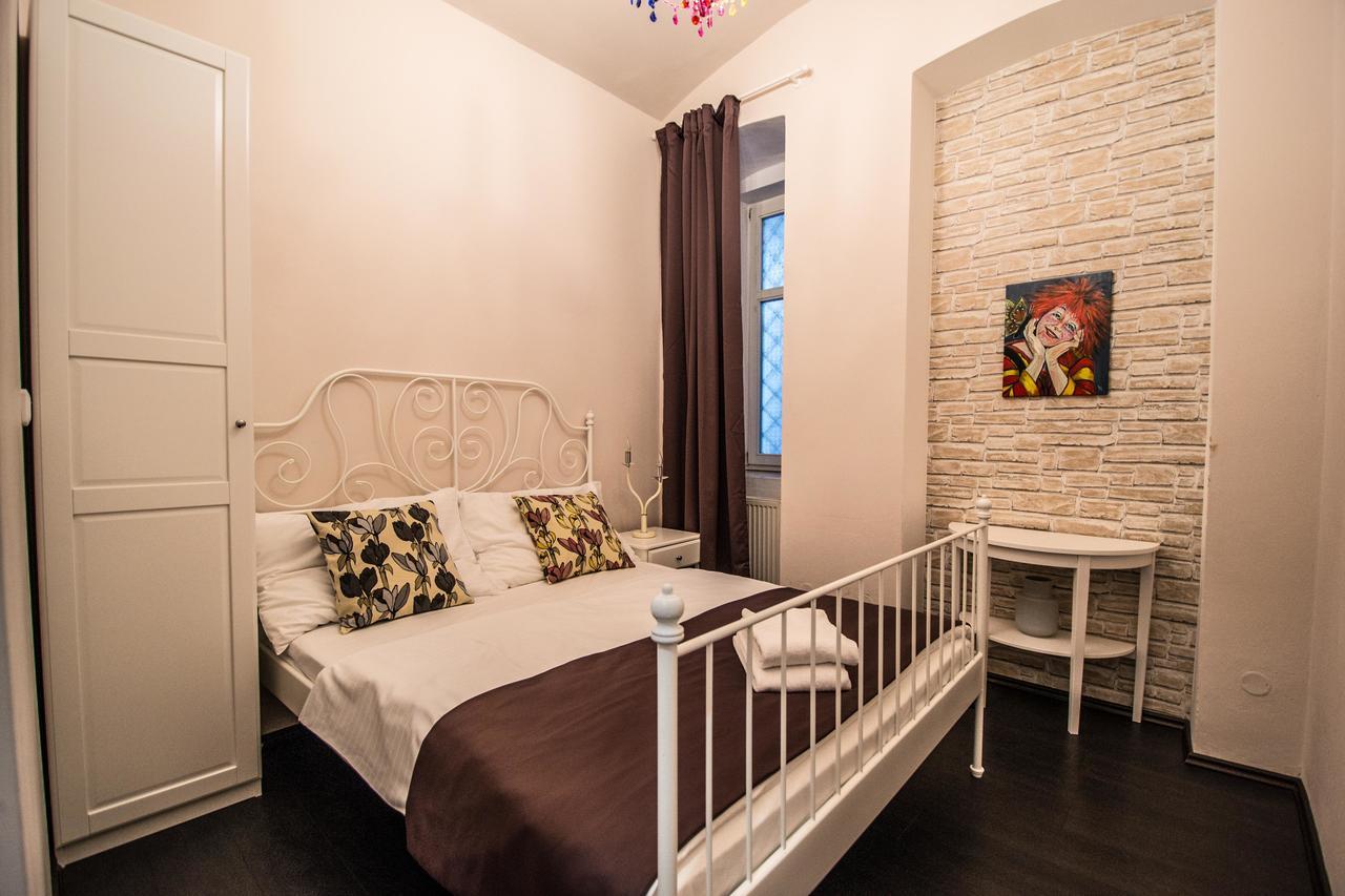 Brooklyn Sauna Apt By Ruterra Praga Esterno foto